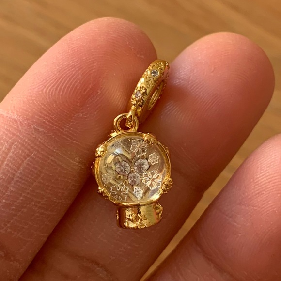 NWOT 14K Gold-Plated Snow Globe Dangle Charm w Clear Crystal Sterling Silver 925 - Picture 4 of 9